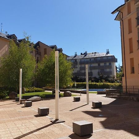 Vut Consejo De Cientos Daire Jaca Dış mekan fotoğraf
